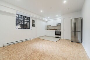 1240-1250 du Fort in Montréal, QC - Building Photo