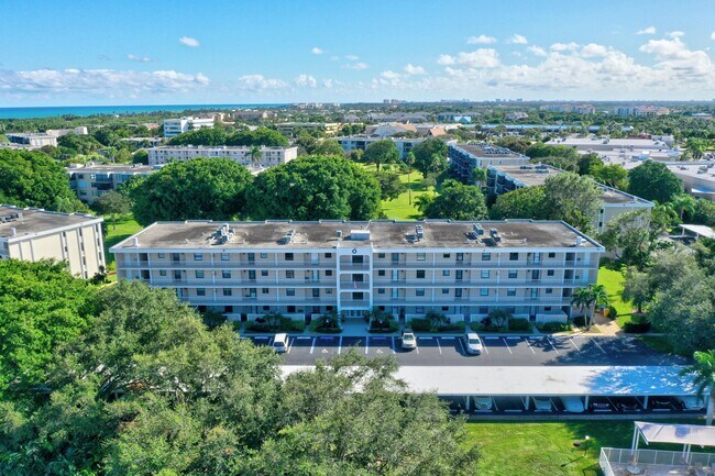 300 N Hwy A1A-Unit -403 Bldg. O in Jupiter, FL - Building Photo - Building Photo