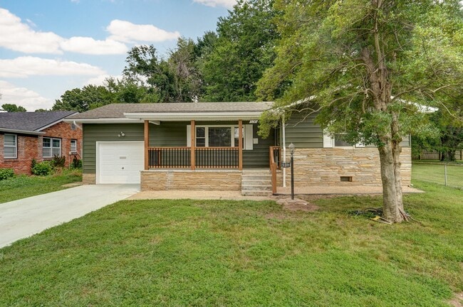 property at 530 S Weller Ave