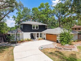 1407 Jean St in Lutz, FL - Building Photo
