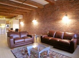 254 Friend St, Unit 1 in Boston, MA - Building Photo