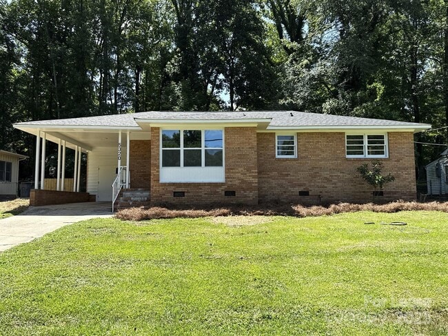 property at 5320 Dolphin Ln