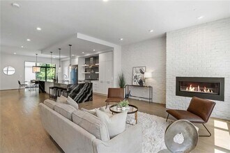 914 Lenox Blvd in Atlanta, GA - Building Photo - Building Photo