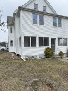 315 Albion St, Unit 2 in Wakefield, MA - Building Photo