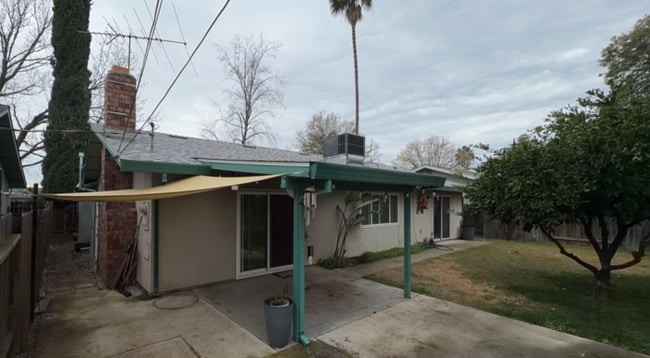 6375 Westwood Dr in Rocklin, CA - Building Photo - Building Photo