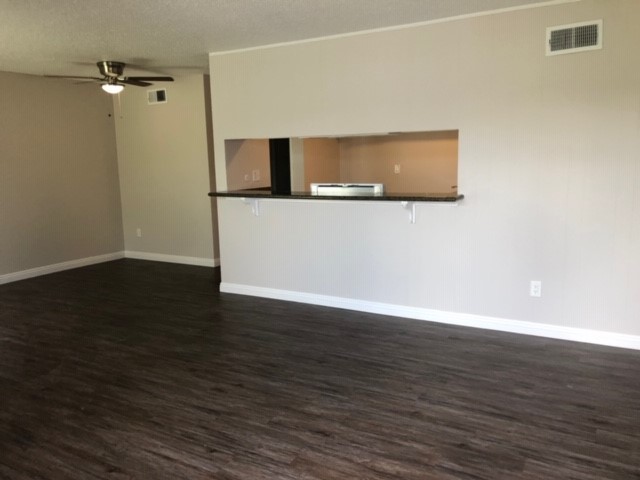 Amber Cove Apartments in Buena Park, CA - Building Photo - Building Photo