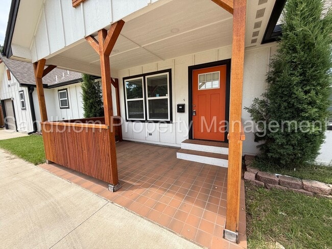 226 S Harvard Ave in Tulsa, OK - Building Photo - Building Photo