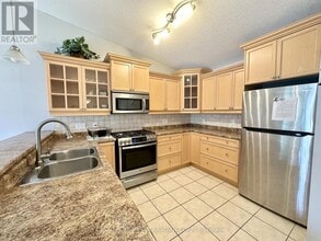 943 Whetherfield St in London, ON - Building Photo - Building Photo