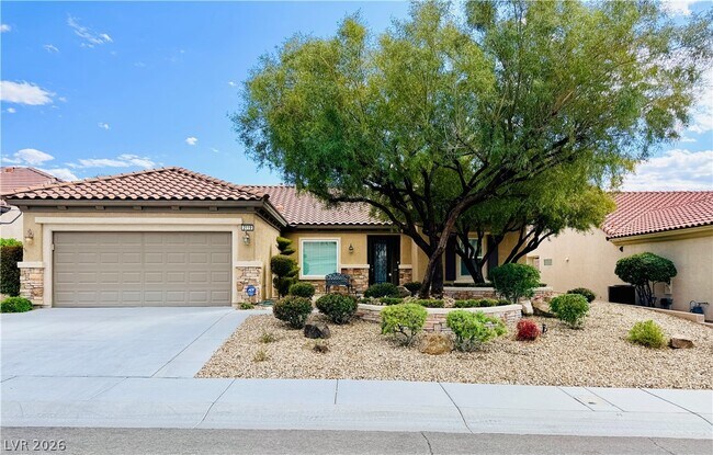 property at 2119 Gunnison Pl