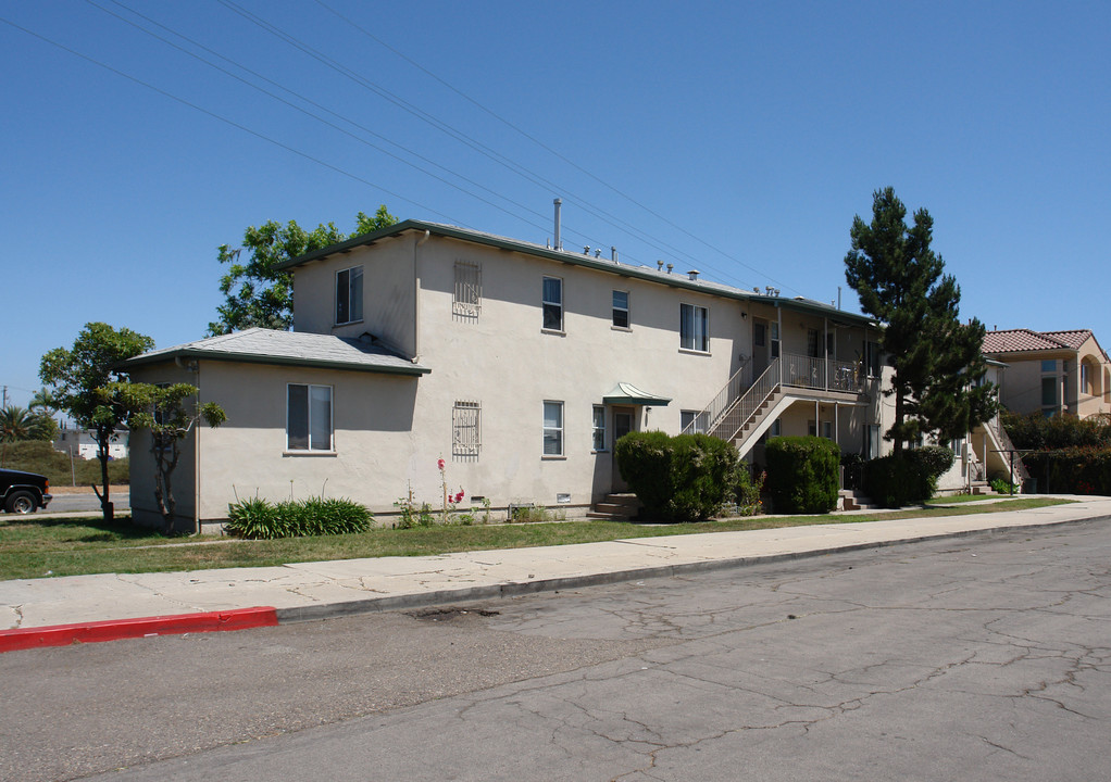 4546-4562 Boundary St in San Diego, CA - Foto de edificio