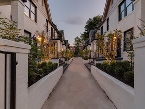 Evergreen Terrace in Memphis, TN - Foto de edificio - Building Photo