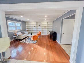 215 Monroe Ave in Edison, NJ - Building Photo - Building Photo