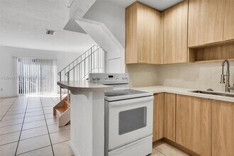 8650 SW 67th Ave in Pinecrest, FL - Building Photo - Building Photo