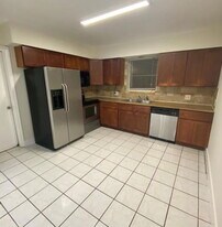 1727 Washington St in Hollywood, FL - Building Photo