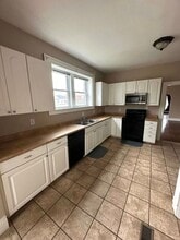 2200 Broadway St in Quincy, IL - Building Photo - Building Photo