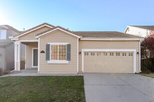 6802 W Remington Pl in Littleton, CO - Building Photo