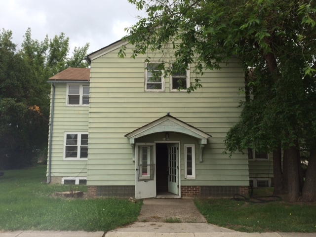 Main St 6-Plex in Williston, ND - Building Photo