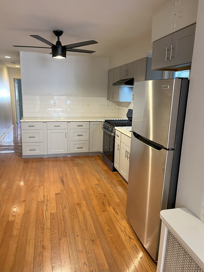 1608 S 2nd St, Unit Peaceful and Quiet in Philadelphia, PA - Foto de edificio - Building Photo