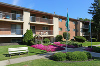 Governor Sproul Apartments photo'