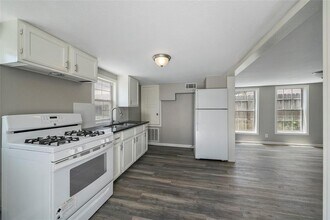 5244 Leeland St-Unit -A in Houston, TX - Building Photo - Building Photo