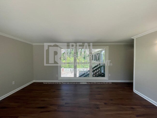717 Forest Hill Rd in Macon, GA - Foto de edificio - Building Photo
