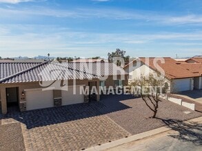 9301 W Century Dr in Arizona City, AZ - Building Photo - Building Photo