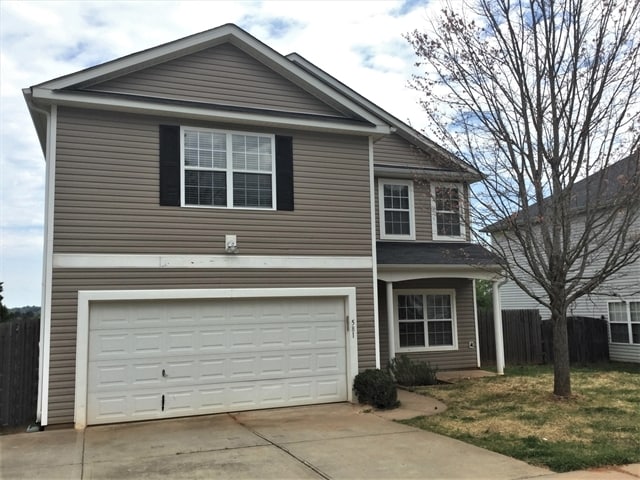 property at 581 Winborne Ave SW