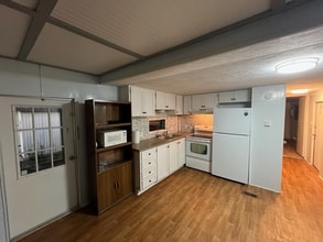 504 Alexander Rd in Leesburg, FL - Foto de edificio - Building Photo