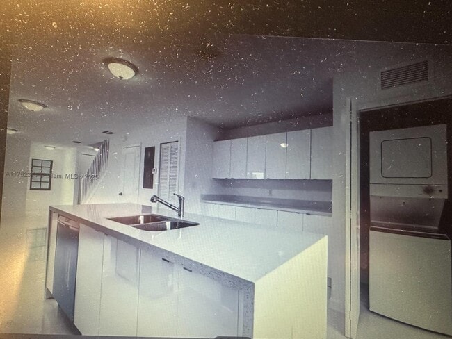 1231 NW 9th Ave in Homestead, FL - Building Photo - Building Photo