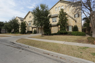 Residential Condos in Dallas, TX - Building Photo - Building Photo