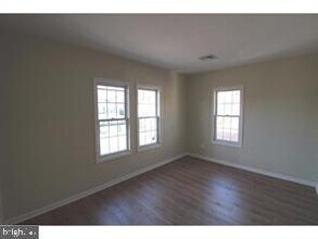 134 Klockner Rd, Unit B in Hamilton Township, NJ - Building Photo - Building Photo