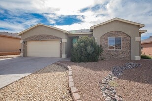 Great 3 Bedroom/2 Bath Home! in Alamogordo, NM - Building Photo