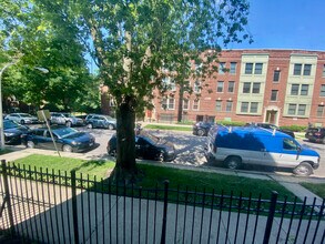 2629 N Spaulding Ave in Chicago, IL - Building Photo - Building Photo