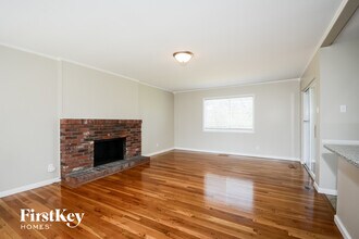 249 Pine Tree Ln in Ballwin, MO - Building Photo - Building Photo
