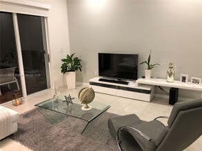 17048 NW 19th St in Pembroke Pines, FL - Building Photo - Building Photo