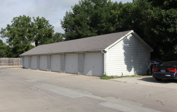 Sunrise Valley Trails Apartments in Adel, IA - Building Photo - Building Photo