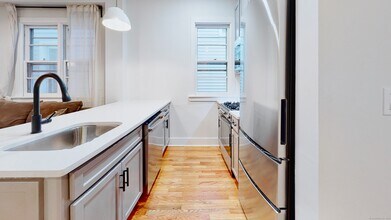 86 Edwards St in New Haven, CT - Building Photo - Building Photo