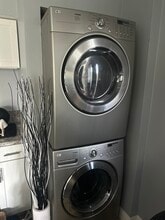 2300 Sunset Heights Dr, Unit david younesi in West Hollywood, CA - Building Photo - Building Photo