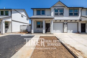 1509 Bell St in Sacramento, CA - Building Photo - Building Photo