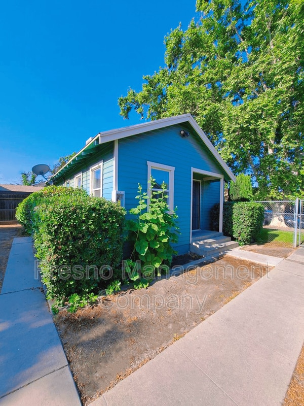 property at 436 N Effie St.