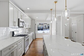 193 Cypress Rd in Newington, CT - Building Photo - Building Photo