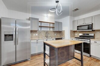 4622 Credo Lane in Austin, TX - Building Photo - Building Photo