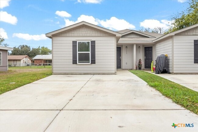 property at 1153 Magnolia St