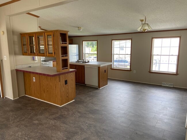 216 Silver Rd in Beaver, WV - Building Photo - Building Photo
