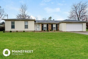 3500 Pirogue Rd in Louisville, KY - Building Photo