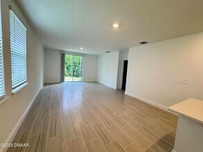 236 Links Ter Blvd in Daytona Beach, FL - Building Photo - Building Photo