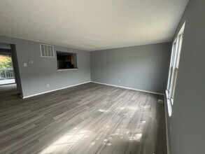 72 Dorchester Cir in Evesham, NJ - Building Photo - Building Photo