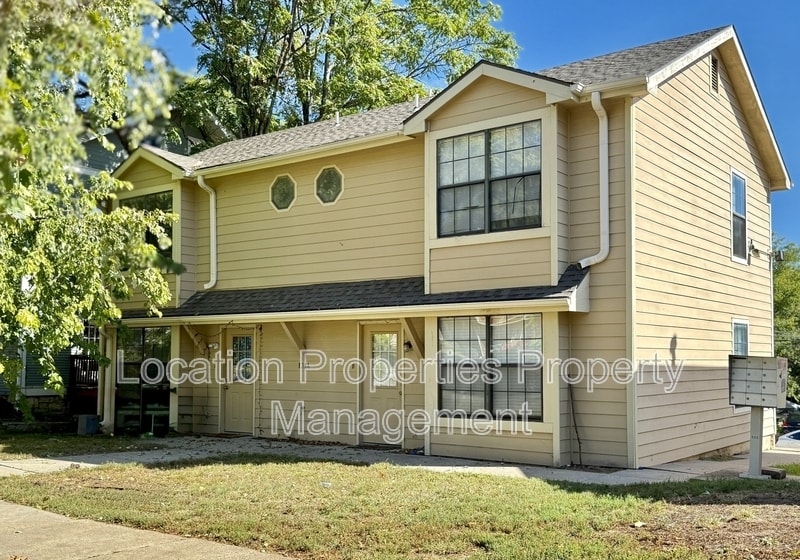 1314 Tennessee St in Lawrence, KS - Building Photo