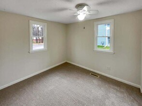 2022 English St in St. Paul, MN - Building Photo - Building Photo