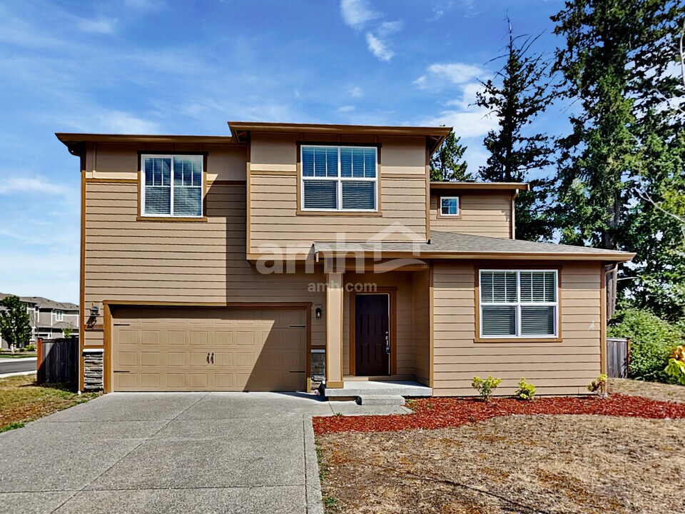 11022 191st St Ct E in South Hill, WA - Building Photo